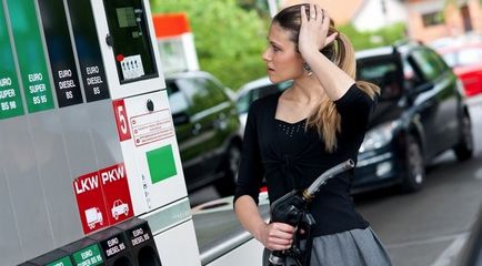 Mivel a gépkocsi-tulajdonosok csalt a benzinkútnál, autó bontás