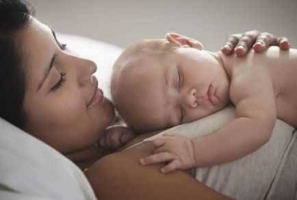 Cum se face masaj cu colici, hernie ombilicală, constipație la nou-născuți