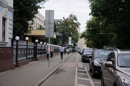 Cum să ajungi la teatru