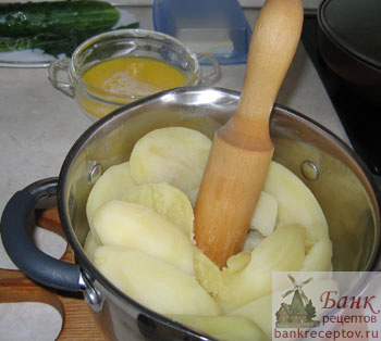 Hogyan kell elkészíteni egy csodálatos burgonyapüré, recept, fotó