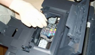 Як прочистити головку струменевого принтера hp