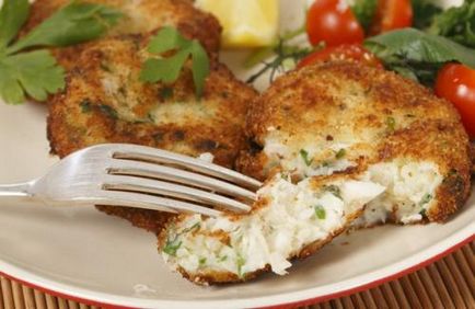 Hogyan készítsünk egy nagyon finom hal pogácsákat (nagyon) Hogyan készítsünk egy nagyon finom hal hamburger