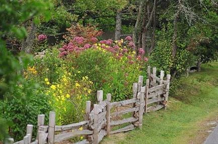 Country Garden a kertben, hogyan lehet legyőzni a rusztikus kényelmet kerttervezés