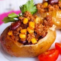 Cartofi umpluți cu carne (cartofi) Cartofi umpluți cu carne