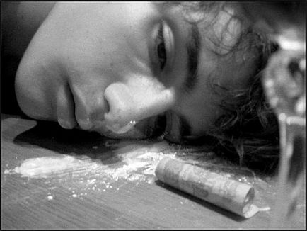 Utilizarea și expunerea la consumul de cocaină, dependența și spargerea