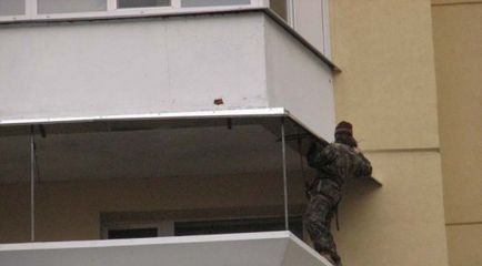 Vizor pe balcon - caracteristici, tipuri de policarbonat pentru balconul ultimului etaj, cum se face