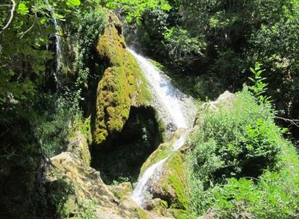 Pestera roșie din Crimeea