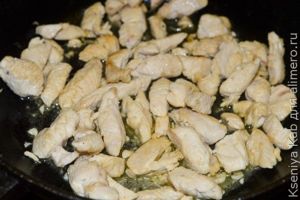 Porumb de porumb cu piept de pui prăjit