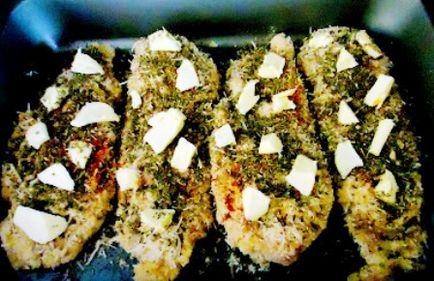 Csirke szelet, sült a kemencében (sütőben csirke rántott) Csirke szelet, sült a kemencében