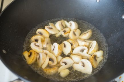 Курка в гірчичному соусі з грибами - andy chef (енді шеф)