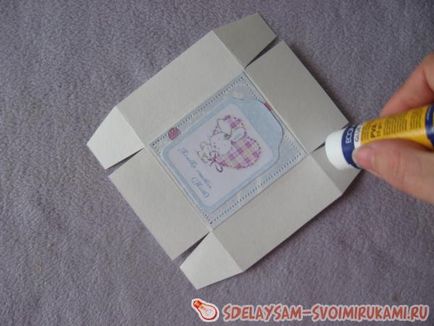 Mamina comoara »o cutie pentru miniaturi memorabile, o clasă de master cu mâinile lor