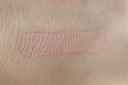 Mască creion-concealer de anti-cernă stick de concealer (nuanță 02 moale bej) de la clarine -