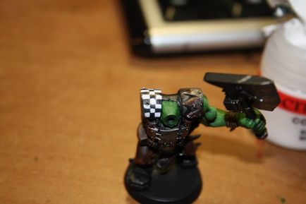 Master of Administration of Warhammer 40k Ghid pas cu pas pentru pictura de orci