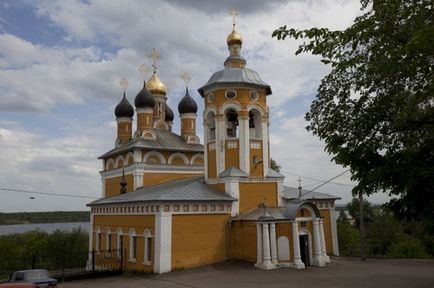 Murom locuri sacre, revista ortodoxă - o grădină plictisitoare