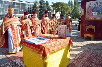 Sfânta Liturghie Națională în piața centrală