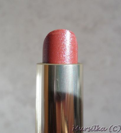 Az íze és színe markerek YSL vs Guerlain KissKiss strassz értékelés (Swatch) Az íze és színe markerek YSL vs Guerlain KissKiss strassz vélemények