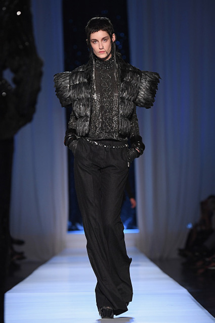Săptămâna de haute couture din Paris Catherine Deneuve și Carla Bruni la spectacolul jean paul gaultier couture