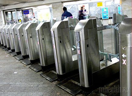 Controller megállt a metró tenni