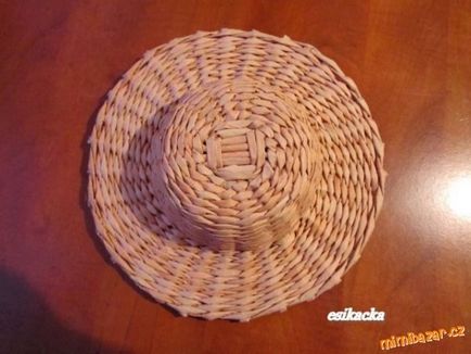 Плетіння капелюшки з газетних трубочок