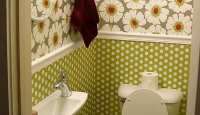 Плитка під шпалери можна клеїти в кухні, ванній і на кахель, фото ідей