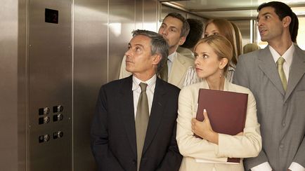 De ce ar trebui să intre un bărbat mai întâi în lift