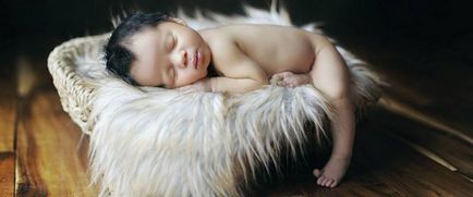 De ce nou-născutul nu dorm bine în timpul zilei și în timpul nopții