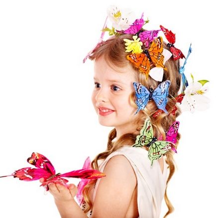 Frizurák az új évben a gyerekek az eredeti képek, fotók frizurák és lépést instrukitsiya