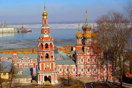 Різдвяна церква в Нижньому Новгороді опис