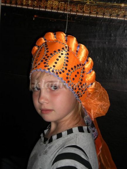 Orosz kokoshnik saját kezűleg (bögre) Orosz kokoshnik saját kezűleg