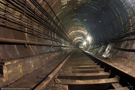 Titkos Kijev Metro-2, hova menjen, mit látni, ahol pihenni Kijevben