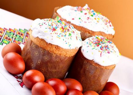 Hét módon menteni állott húsvéti torta, csak egy (sütemény) Hét módon menteni állott húsvéti torta, csak enni