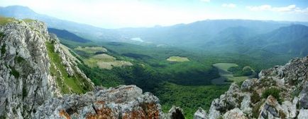 Șase pași până la chatyr-dag, Crimeea călătorește în țara legendelor, vinului și soarelui