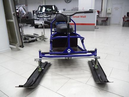 Snowmobile Husky - recenzii, modificări și specificații ale modelului