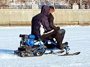 Motorosszán Husky - felülvizsgálata, módosítások és technikai jellemzőit a modell