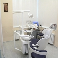 Dental Clinica a lui Dr. Anthony