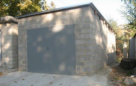 Construirea unui garaj cu propriile mâini dintr-un bloc de ciment