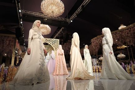 Salon de nunta perfecto novias - rochii de mireasa saloane moscow saint petersburg preturi comentarii moda