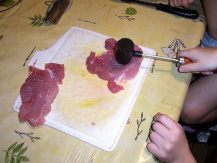 Porc roast în cuptor și rețete multivark cu o fotografie