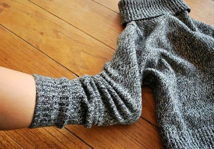 Теплі домашні капці своїми руками з светри