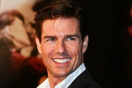 Tom Cruise a fogak előtt és után helyreállítás