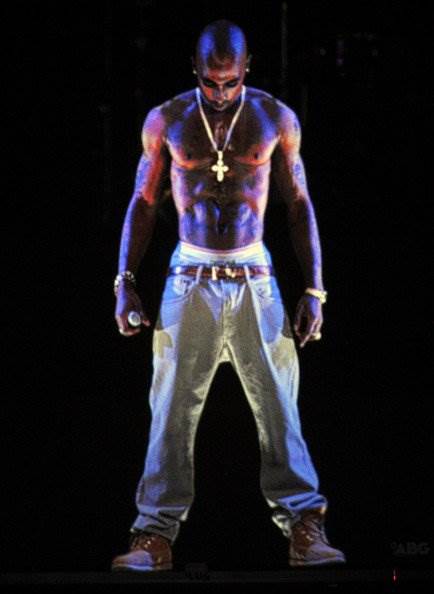 Tupac (2pac) hologramă