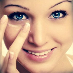 Învățarea de a avea grijă de pielea din zona ochilor Secretele frumuseții și tineretului