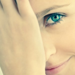 Învățarea de a avea grijă de pielea din zona ochilor Secretele frumuseții și tineretului
