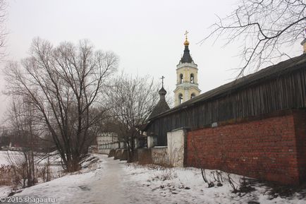 Садиба Косино в москві храмовий комплекс, біле і чорне озеро