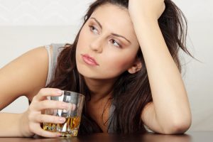 Вплив алкоголю на жіночий організм негативний, патології