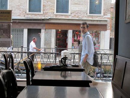 În Veneția cu mașina - scaunul melancoliei