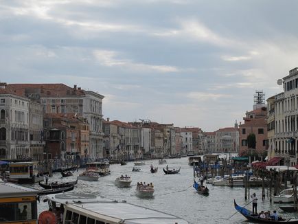 În Veneția cu mașina - scaunul melancoliei