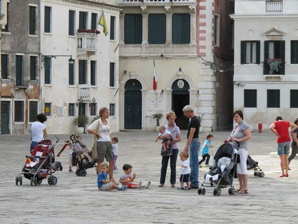 În Veneția cu mașina - scaunul melancoliei