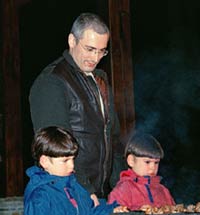 Hodorkovszkij és Putyin, hogy ki a hibás (live jobb Masha) Hodorkovszkij és Putyin, aki a hibás