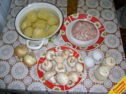 Zrazy burgonya hússal és gombák (lépésről lépésre recept fotók)
